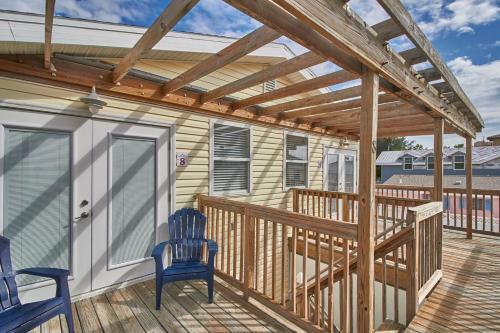 Charming Beach Cottage With Stunning Unset Views Pets Are Welcome Here Bella8