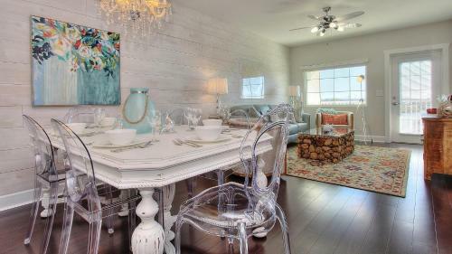 Harbourside By Teeming Vacation Rentals