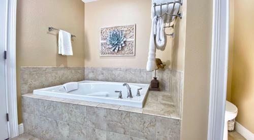Sun West Palms By Teeming Vacatin Rentals