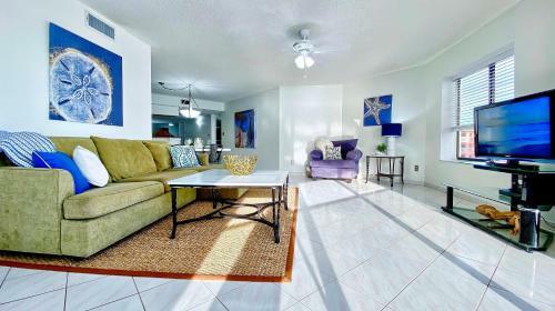 Beach Palms By Teeming Vacation Rentals