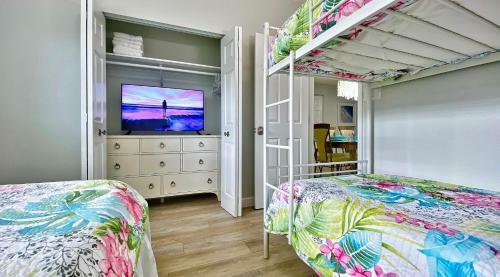 Beach Palms By Teeming Vacation Rentals