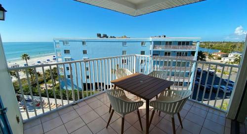 Beach Palms By Teeming Vacation Rentals