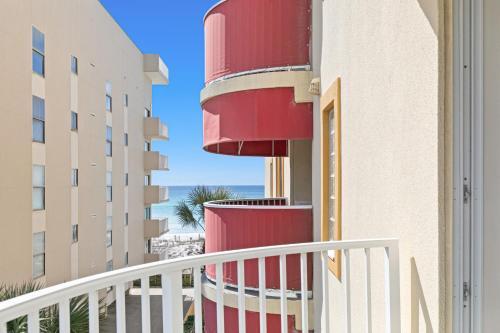Dune Pointe 403