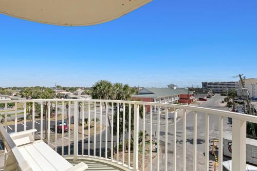 Dune Pointe 403