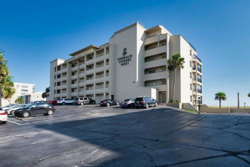 Apartamento Emerald Towers West Beachfront Condo With Heated Pool