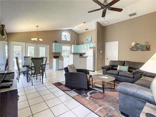 Southern Dunes Beauty Golf Views! Home