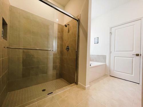 New 3br Spacious & Lux Beach House Theme By Air Base Miami
