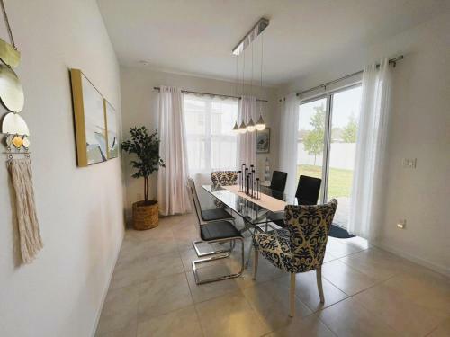 New 3br Spacious & Lux Beach House Theme By Air Base Miami