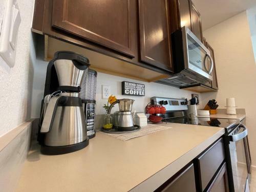 New 3br Spacious & Lux Beach House Theme By Air Base Miami