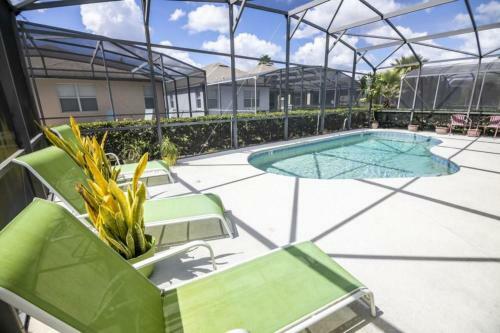 Sharon's Calabay Parc Vacation Home