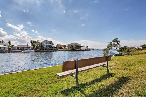 Apartamento Hudson Resort Condo With Private Beach Access!
