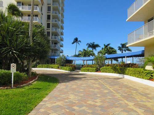 Estero Beach & Tennis 204b By Kathy Nesbit Vacations