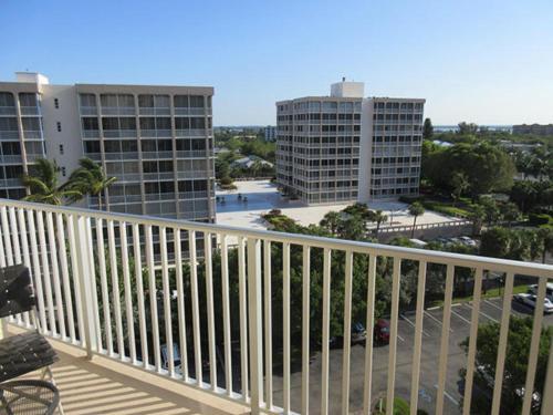 Estero Beach & Tennis 701a By Kathy Nesbit Vacations