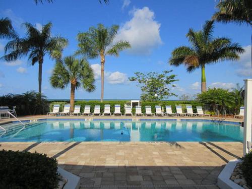 Estero Beach & Tennis 701a By Kathy Nesbit Vacations