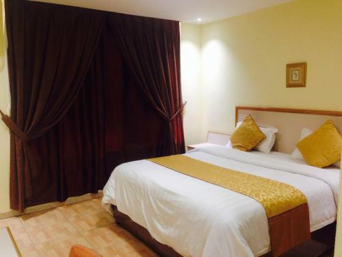 Mansour Plaza Hotel Apartments