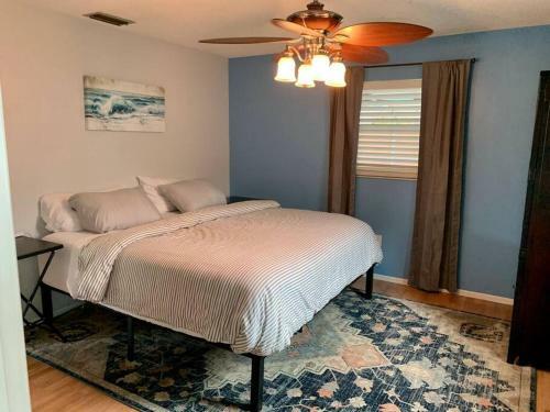 Private Home W/ Heated Pool Home Near Clearwater Beach