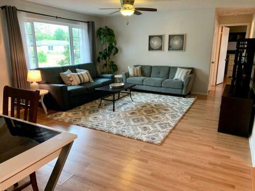 Private Home W/ Heated Pool Home Near Clearwater Beach