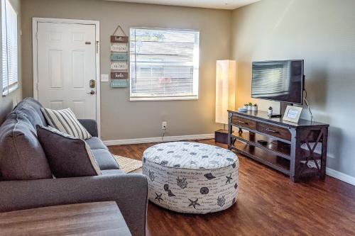 Paradise Palms Largo