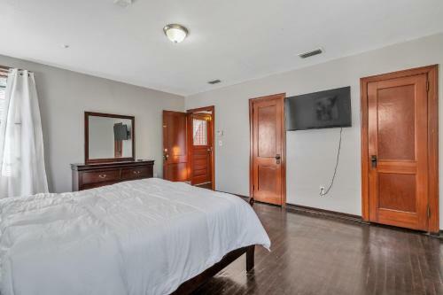 Comfy Pet Friendly Home In Jax - Minutes To Downtown! Home