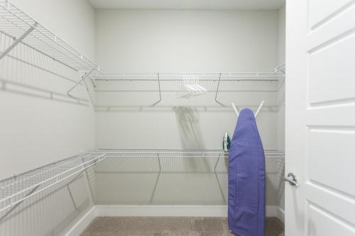 Stay Gia Modern 2 Bedroom Apartment At The Exchange