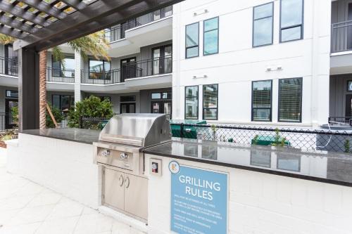 Stay Gia Modern 2 Bedroom Apartment At The Exchange