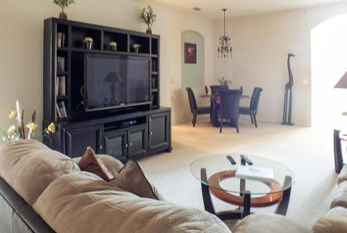 Villa Quaker Ridge