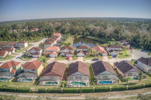 Sunnyside Villa Near Disney Private Pool 8 Guests