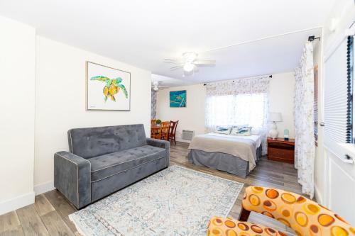 Tropic Isle Hotel & Apartment