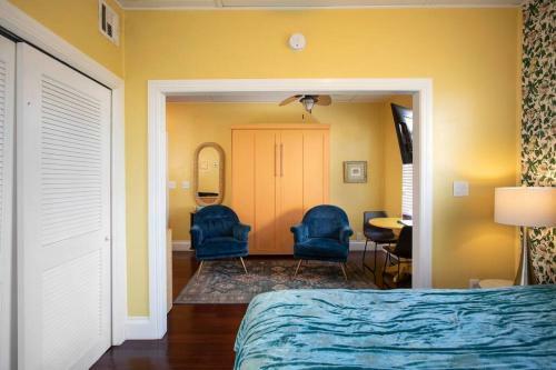 Apartamento Duval Street Suite Overlooking Duval With Parking And Pool