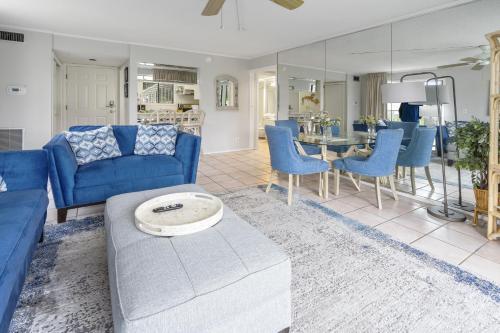 Cajun Fun 1060 Apartment