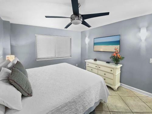 Mainsail Condominiums #332 By Destin Getaways