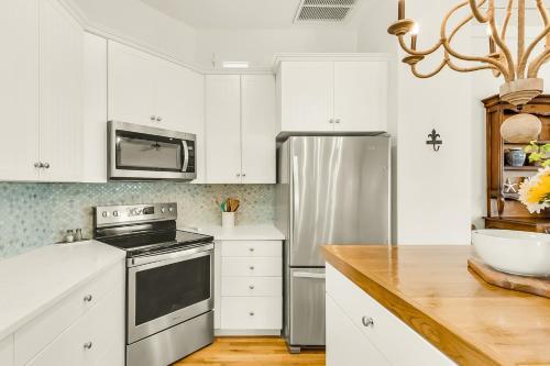 Palmetto Cottage
