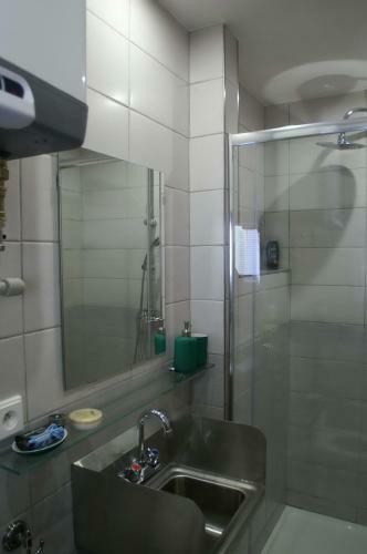 Apartamento Mal� �tuln� Studio S Koupelnou A Kuchy?kou