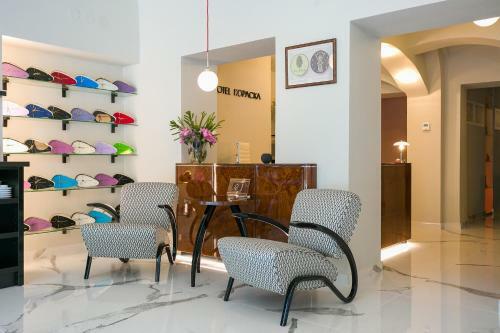 Hostal Hotel & Gallery Kopacka