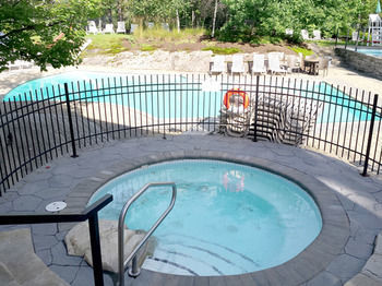 Apartamento Tremblant Les Eaux By Les Suites De La Gare