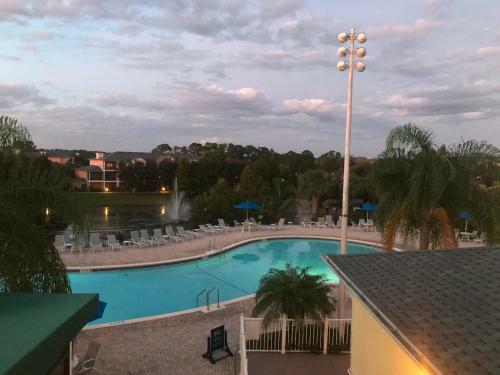 Beautiful 3 Bedroom Apartment Minutes From Disney!
