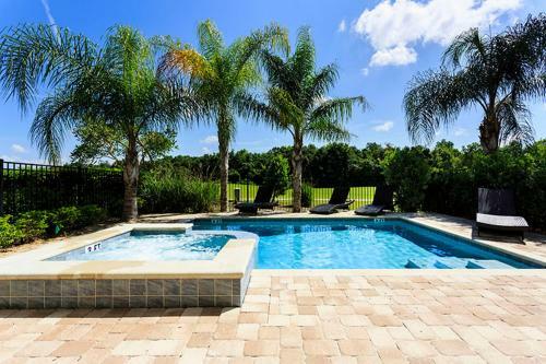 Reunion Resort 10 Guest Groom And Pool