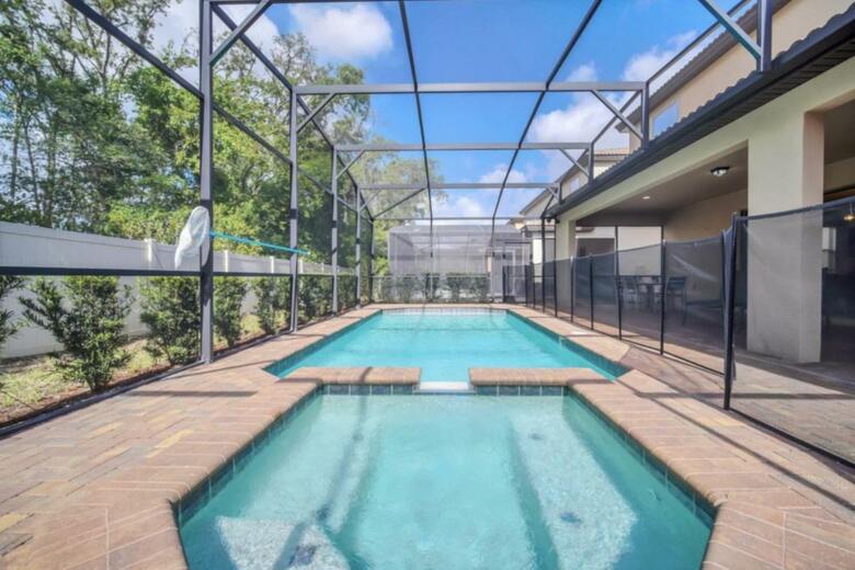 Sweet Orlando Cottage