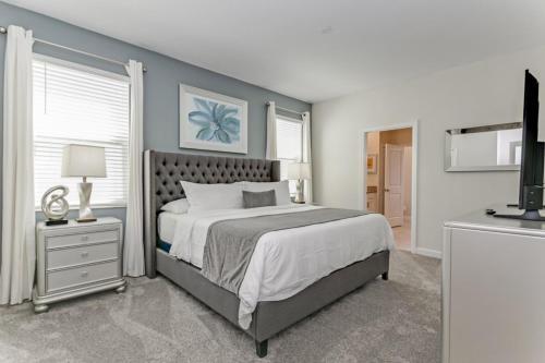 Superior 9 Bed Games Room, Pool Spa Themed Rooms! Home