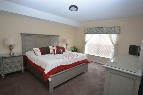 87218 5 Bedroom Pool Home, Emerald Island Resort