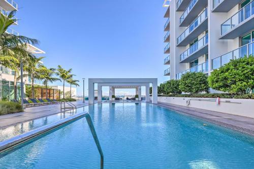 Apartamento Chic Miami Condo With Pool, 6 Mi To South Beach