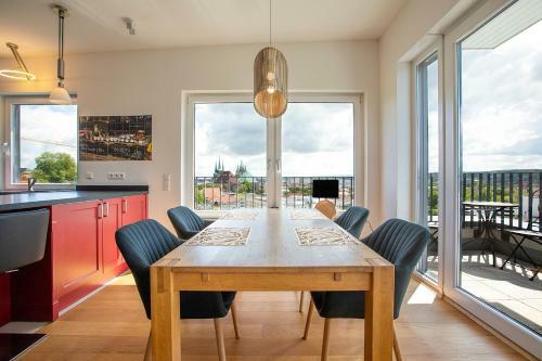 Apartamento At The Top - Penthouse �ber Den D�chern Der Stadt