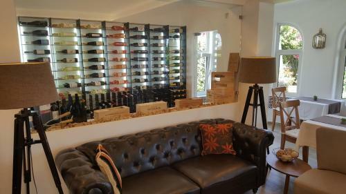 Casa Bela Moura, Boutique Hotel & Wine