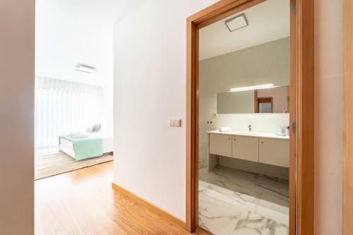 Santo Amaro - V3 Privada Com Piscina, Localizada Junto Ao Golf - Ponte de Lima