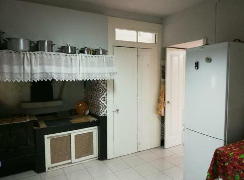 Av� Lucindinha House - Porto Moniz