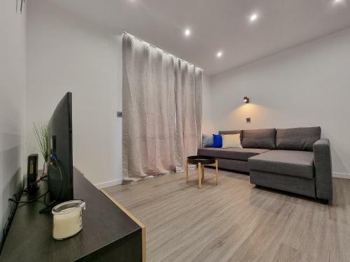 The Jolie Apartments