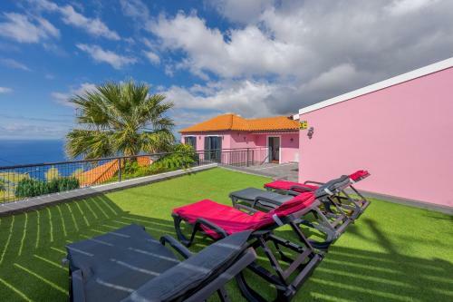 Villa Rosa With Private Pool