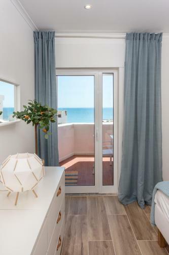 Apartamento Modern Ocean View Apt 2 Min Walk To Beach