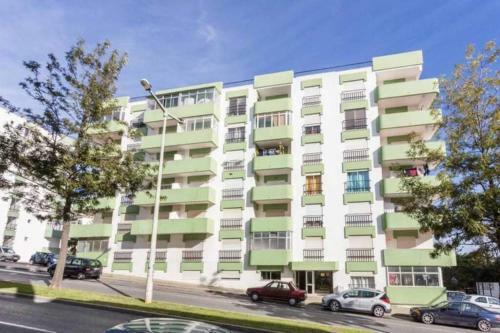 Two Bedroom Center Apartment Quarteira