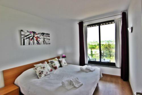 Residences Golf Club Apartment